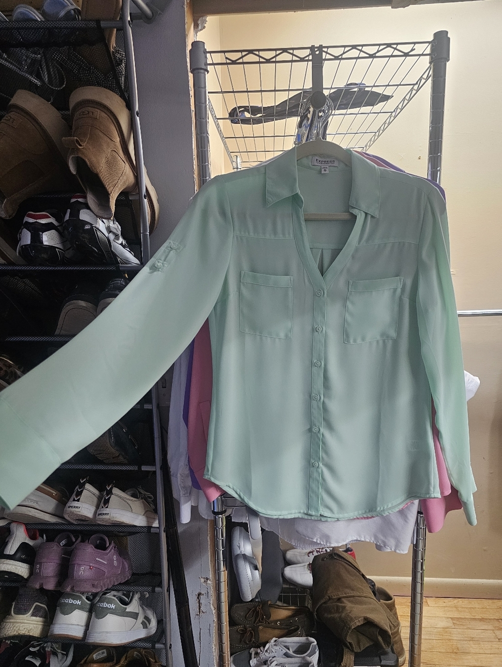 Express Mint Green Button-Front Women's Blouse
